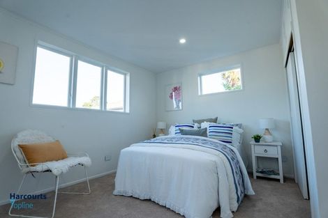 Photo of property in 96 Rosier Road, Glen Eden, Auckland, 0602