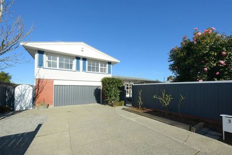 Photo of property in 3 Saint Clio Street, Ilam, Christchurch, 8041