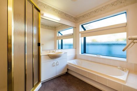 Photo of property in 50a Church Road, Taradale, Napier, 4112