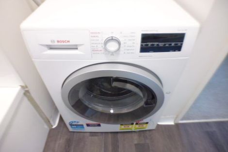 Photo of property in Hobson Court Flats, 18/70 Hobson Street, Thorndon, Wellington, 6011