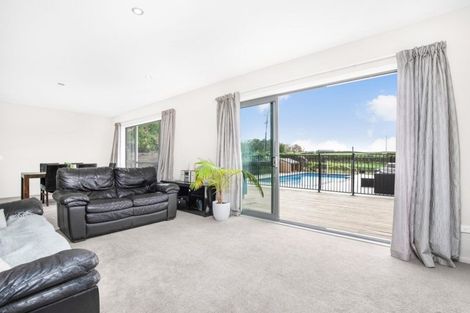 Photo of property in 317 Glenbrook Road, Kingseat, Pukekohe, 2679