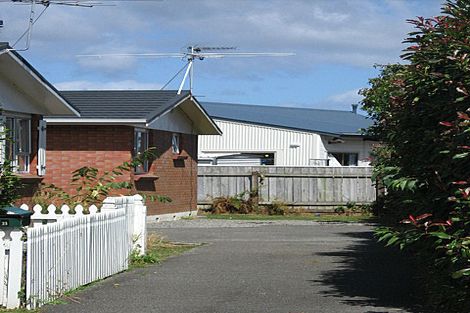 Photo of property in 2/9 Denver Grove, Totara Park, Upper Hutt, 5018