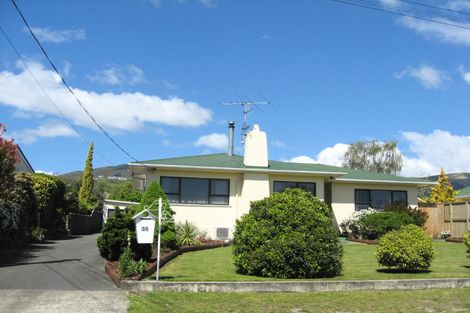 Photo of property in 35 Neale Avenue, Stoke, Nelson, 7011