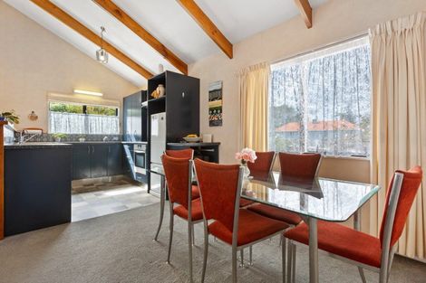 Photo of property in 122 Glenpark Avenue, Frankleigh Park, New Plymouth, 4310