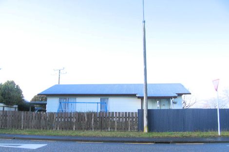 Photo of property in 2 Caernarvon Drive, Flaxmere, Hastings, 4120