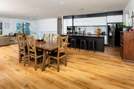 Photo of property in 10 Awaiti Way, Orewa, 0931