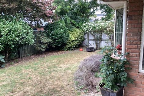 Photo of property in 5 Oaktree Lane, Bishopdale, Christchurch, 8053