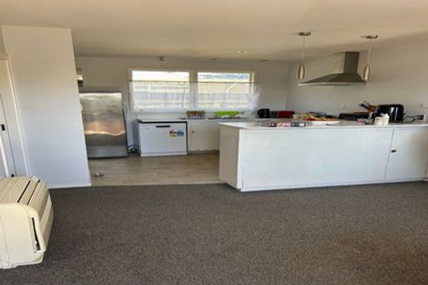 Photo of property in 148 Grimseys Road, Redwood, Christchurch, 8051