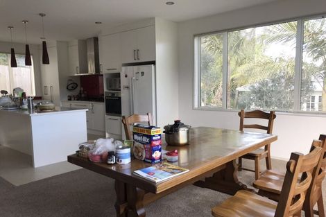 Photo of property in 20b Jellicoe Road, Murrays Bay, Auckland, 0630