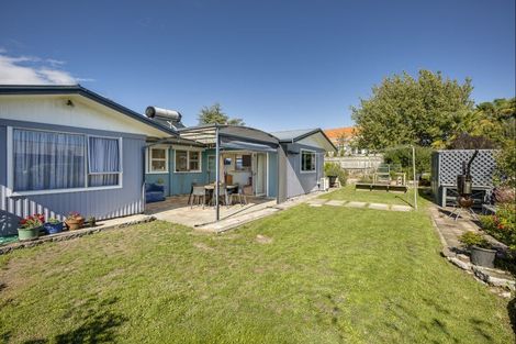 Photo of property in 14 Given Street, Havelock North, 4130