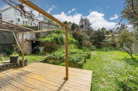 Photo of property in 6 Macbeth Street, Caversham, Dunedin, 9012