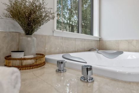 Photo of property in 28ag Carlton Mill Road, Merivale, Christchurch, 8014