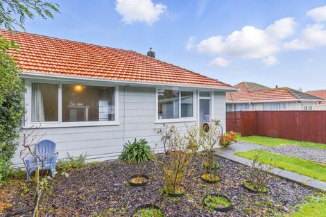 Photo of property in 96 Main Road, Titahi Bay, Porirua, 5022