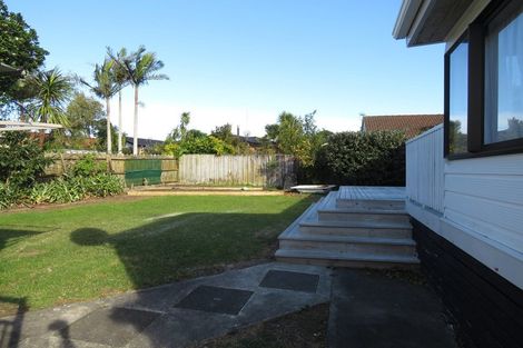 Photo of property in 114 Marina View Drive, West Harbour, Auckland, 0618