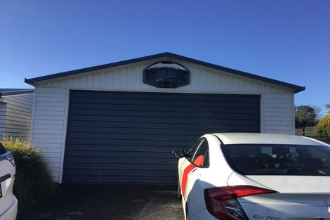 Photo of property in 50 Rosier Road, Glen Eden, Auckland, 0602