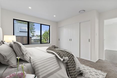 Photo of property in 28f Walker Road, Point Chevalier, Auckland, 1022