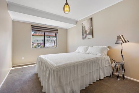 Photo of property in 122 Glenpark Avenue, Frankleigh Park, New Plymouth, 4310