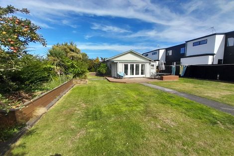 Photo of property in 1 Sumner Street, Spreydon, Christchurch, 8024