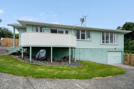 Photo of property in 33 Henderson Crescent, Parkvale, Tauranga, 3112