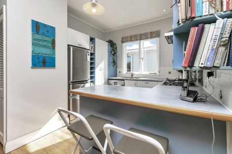 Photo of property in 12 High Street, Devonport, Auckland, 0624