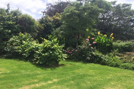 Photo of property in 50 Great North Road, Riverhead, 0820