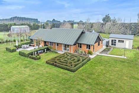 Photo of property in 586 Rakaia Selwyn Road, Leeston, 7682