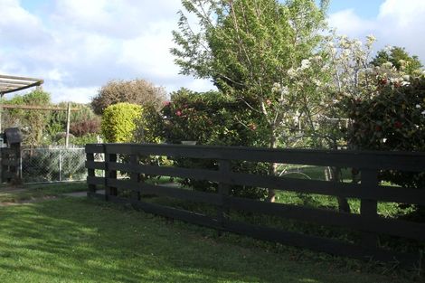 Photo of property in 16 Reeve Street, Foxton, 4814