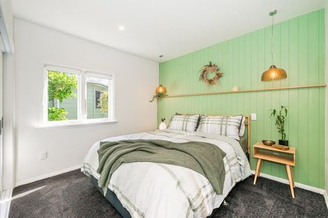 Photo of property in 100 Matatua Road, Raumati Beach, Paraparaumu, 5032
