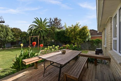 Photo of property in 11 Mcduff Place, Havelock North, 4130