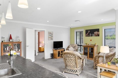 Photo of property in 13 Feist Street, Carterton, 5713