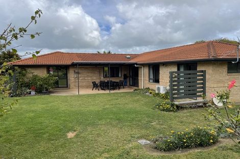 Photo of property in 8 Edkins Road, Kerikeri, 0230