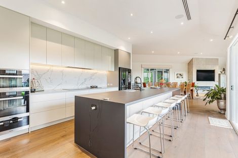 Photo of property in 13 Myra Evelyn Grove, Dairy Flat, Albany, 0792