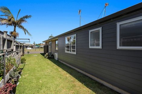 Photo of property in 40 Ocean View Road, Coastlands, Whakatane, 3120