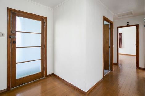 Photo of property in 13 Hurstwood Place, Glen Innes, Auckland, 1072