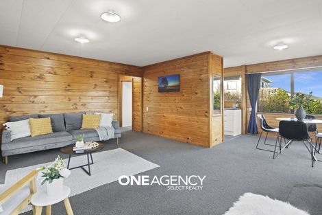 Photo of property in 22 Morere Street, Titahi Bay, Porirua, 5022