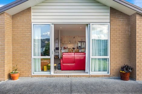 Photo of property in 7 Lockyer Road, Kumeu, 0810
