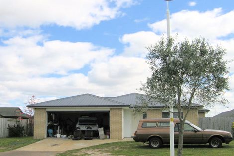 Photo of property in 84 Corinth Grove, Papamoa Beach, Papamoa, 3118