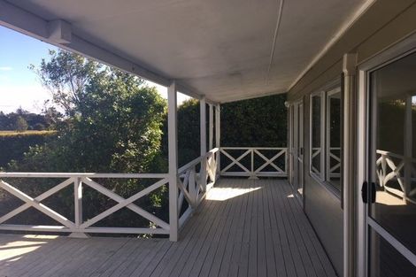 Photo of property in 31 Shakespear Road, Army Bay, Whangaparaoa, 0930