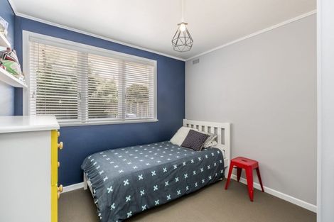 Photo of property in 32 Links Road, New Lynn, Auckland, 0600