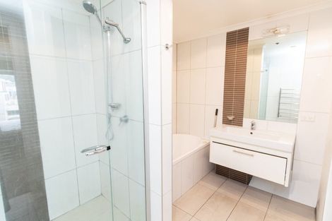 Photo of property in Bellagio Apartments, 9e/39 Taranaki Street, Te Aro, Wellington, 6011