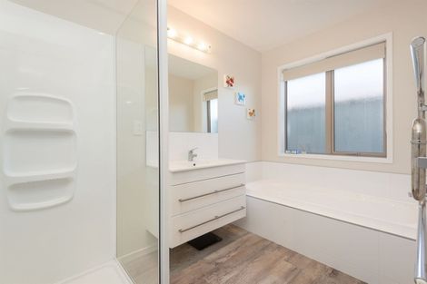 Photo of property in 3 Korowai Street, Marshland, Christchurch, 8083