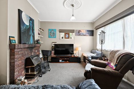 Photo of property in 25 Banbury Crescent, Fairfield, Hamilton, 3214