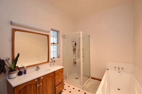 Photo of property in 46 Leonard Road, West Plains, Invercargill, 9874