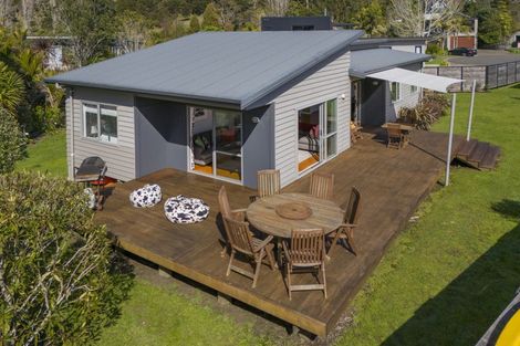 Photo of property in 23 Homestead Lane, Cooks Beach, Whitianga, 3591