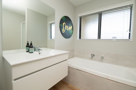 Photo of property in 26 Glenfinnan Place, West Melton, 7618