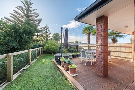 Photo of property in 88a Govett Avenue, Frankleigh Park, New Plymouth, 4310