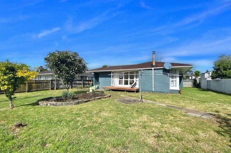 Photo of property in 40 Hamilton Drive, Waiuku, 2123