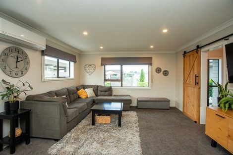 Photo of property in 166 Avondale Road, Greenmeadows, Napier, 4112