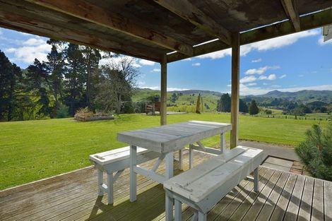 Photo of property in 198 Rakauroa Road, Rakauroa, Matawai, 4075