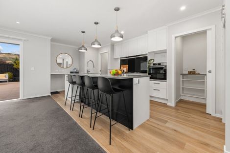 Photo of property in 10 Weatherdeck Close, Whitby, Porirua, 5024